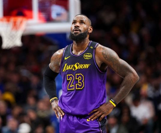 詹姆斯9月5日中国行